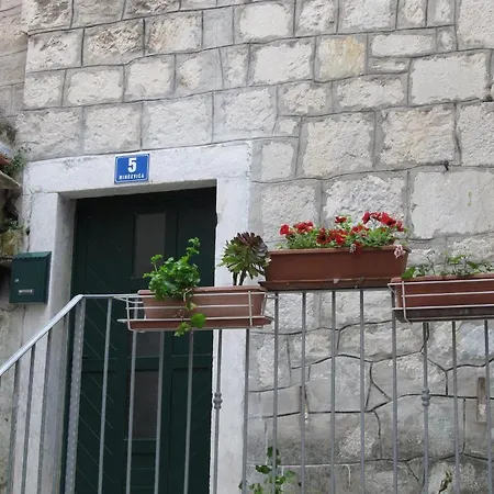 And Petra Pensionat